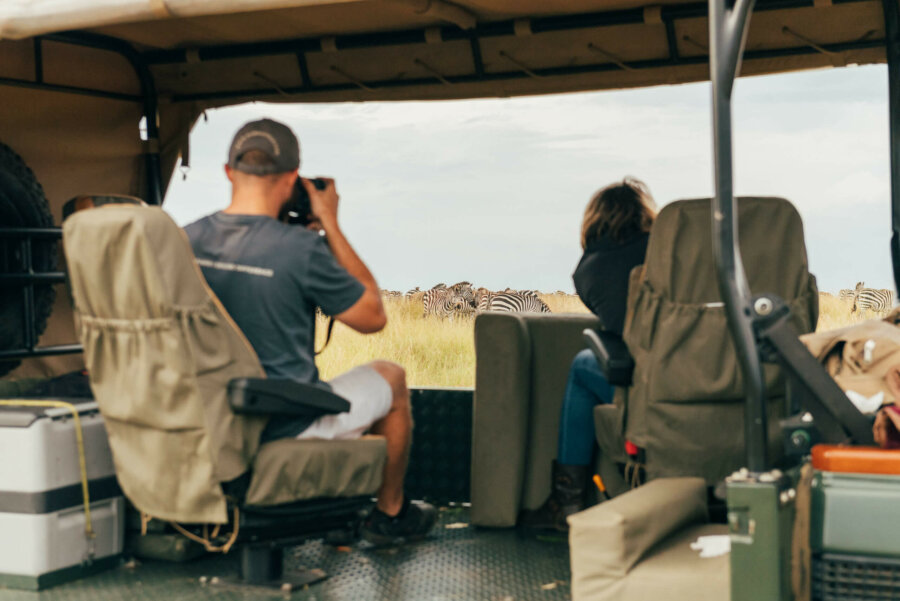Photographic safari vehicle