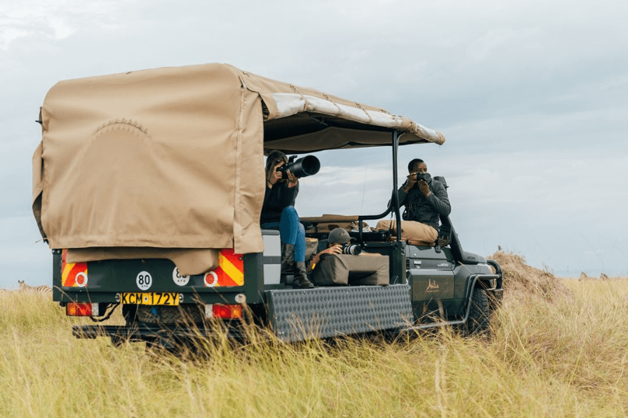 Photographic safari vehicle