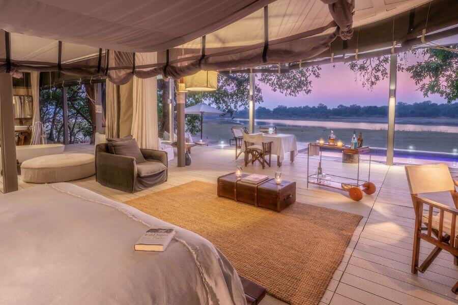South Luangwa luxury suite with private plunge pool