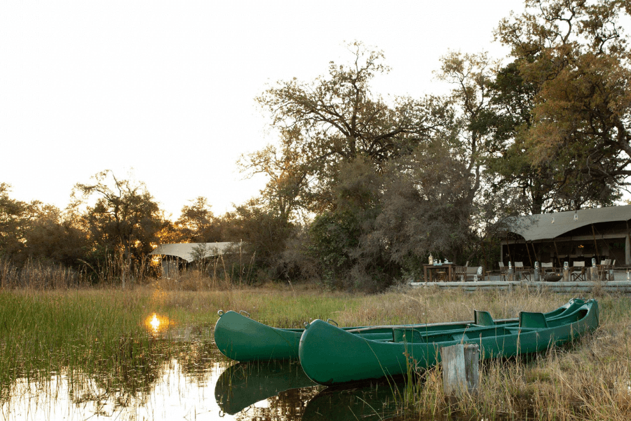 Canoe safari in Botswana’s Okavango Delta
