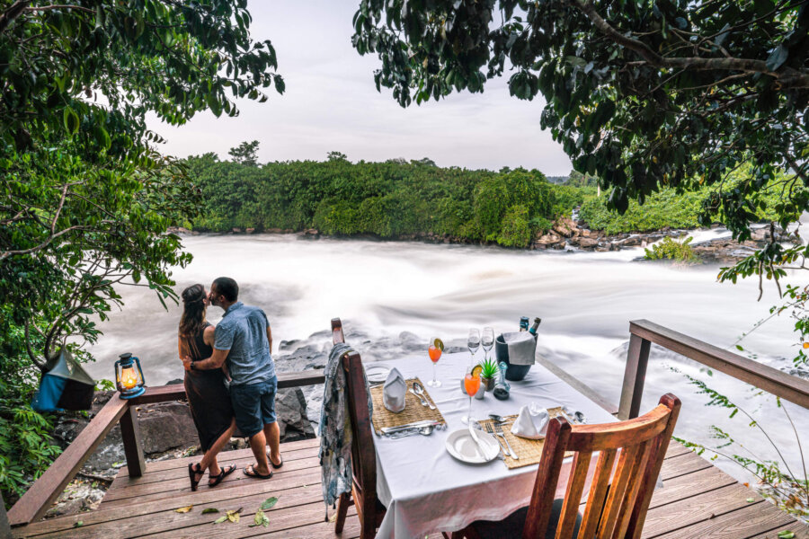 Love & Leisure go together on an African safari